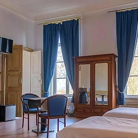 Domaine Du Chateau De La Neuville Tihange
