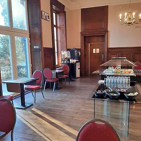Domaine Du Chateau De La Neuville Hotel Tihange