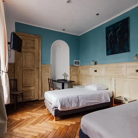Domaine Du Chateau De La Neuville 3* 타이행그
