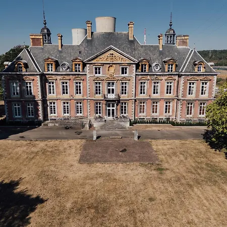 Domaine Du Chateau De La Neuville
