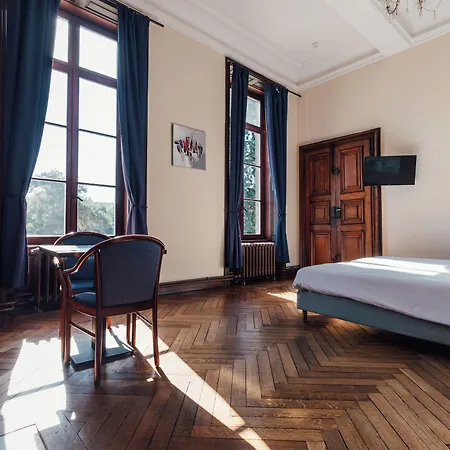 Domaine Du Chateau De La Neuville Hotel Tihange